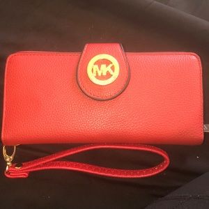 Michael Kors wallet for sale!!!